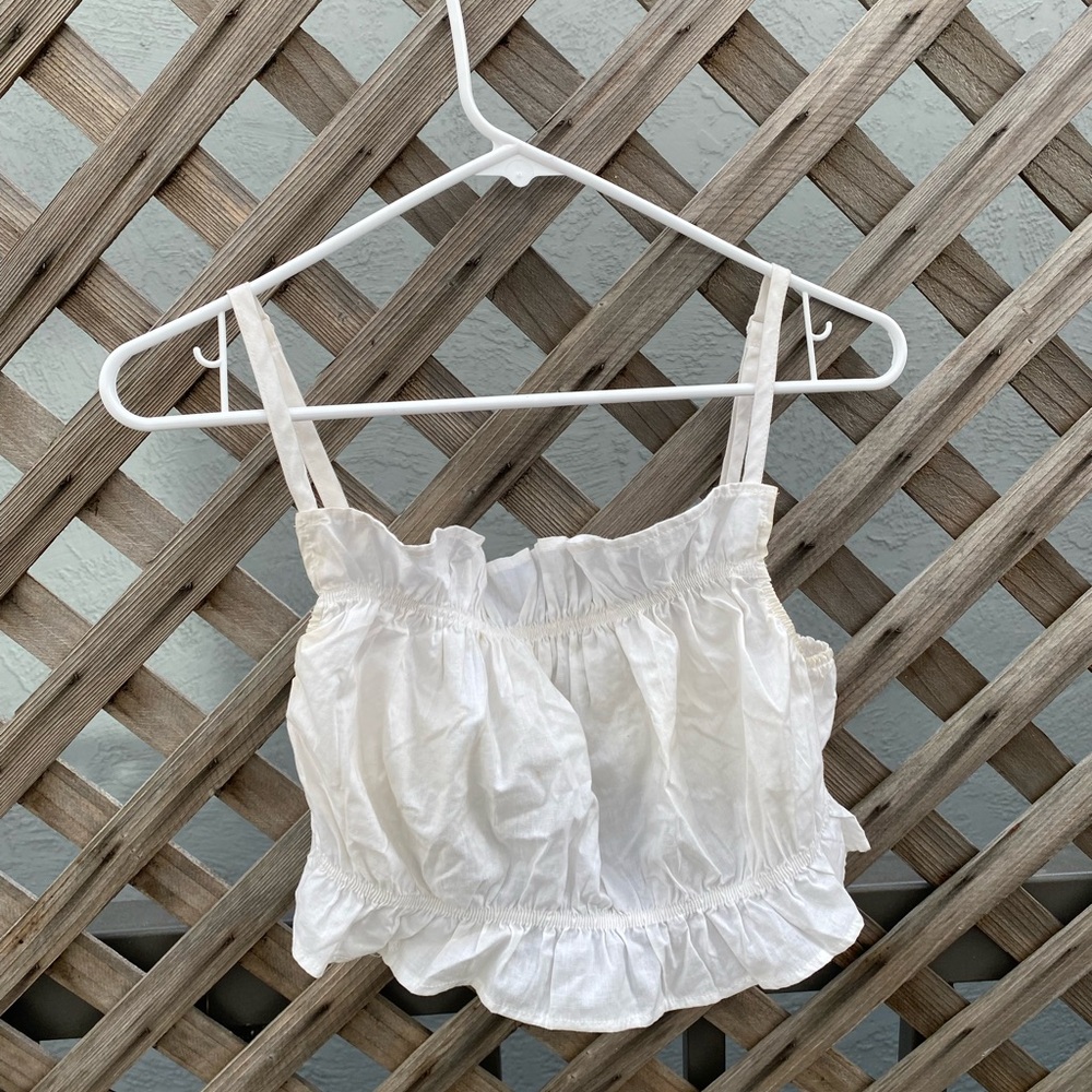 H&M | White Ruffled Cropped Tank Top